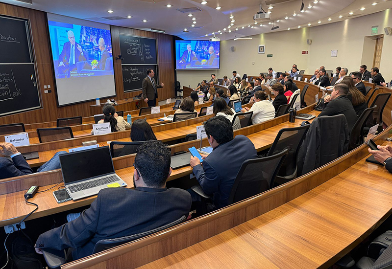 Liderazgo Humanista ante los Nuevos Retos y Tecnologías
