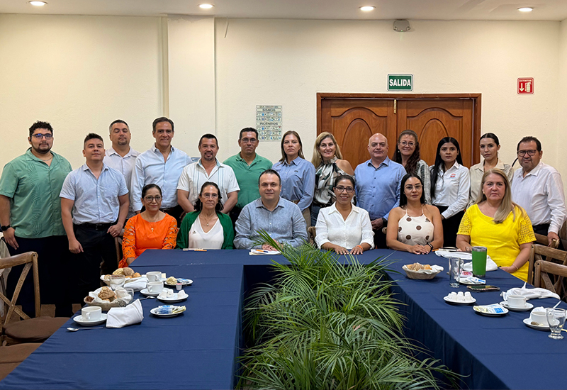Reunión Mensual de Consejo con la Regidora Verónica Martínez Martínez